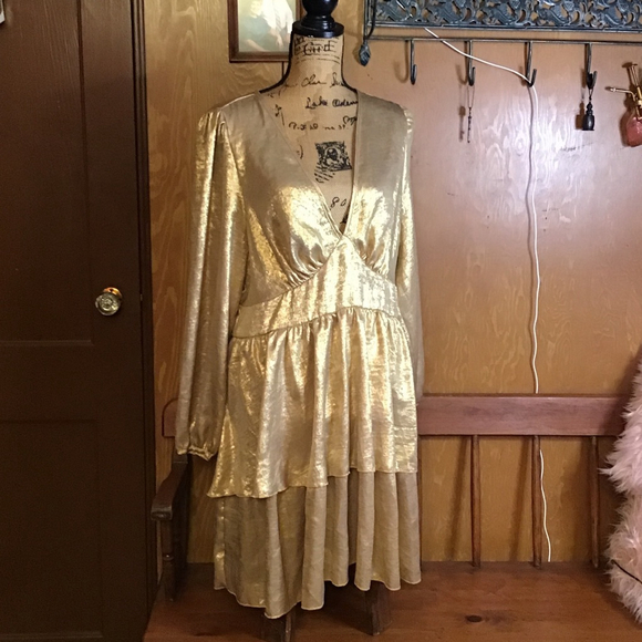 SHEIN Dresses & Skirts - SHEIN Gold Long Sleeve Tiered Dress Plus 2X Formal